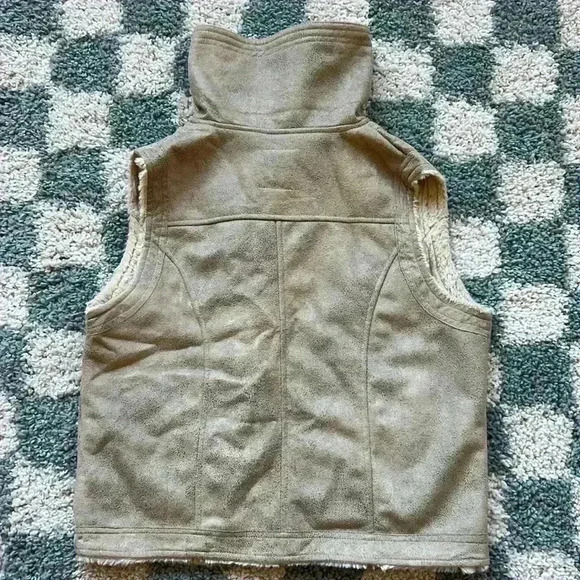Faux Seude / Shearling Vest - Size Small - Picture 3 of 5